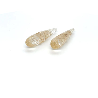 Rutilquarz 32.9x7.8x7.8 mm 25.69 ct