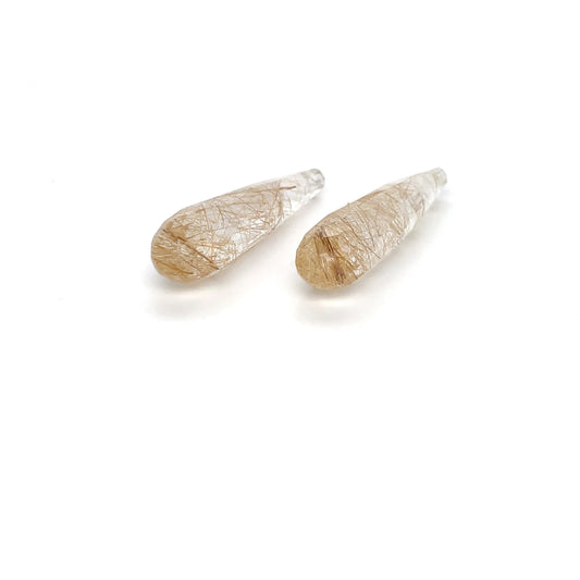 Rutilquarz 31.9x8.2x8.2 mm 28.9 ct