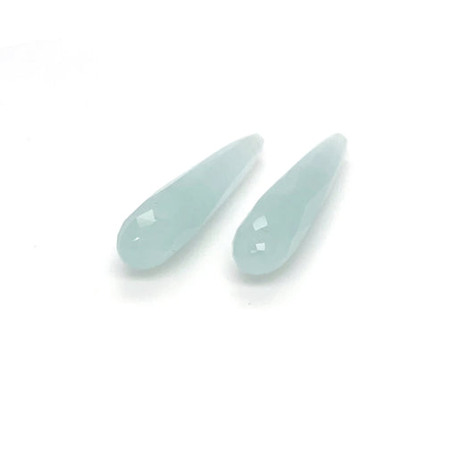 Aquamarin 37x7.3x7.3 mm 28.08 ct