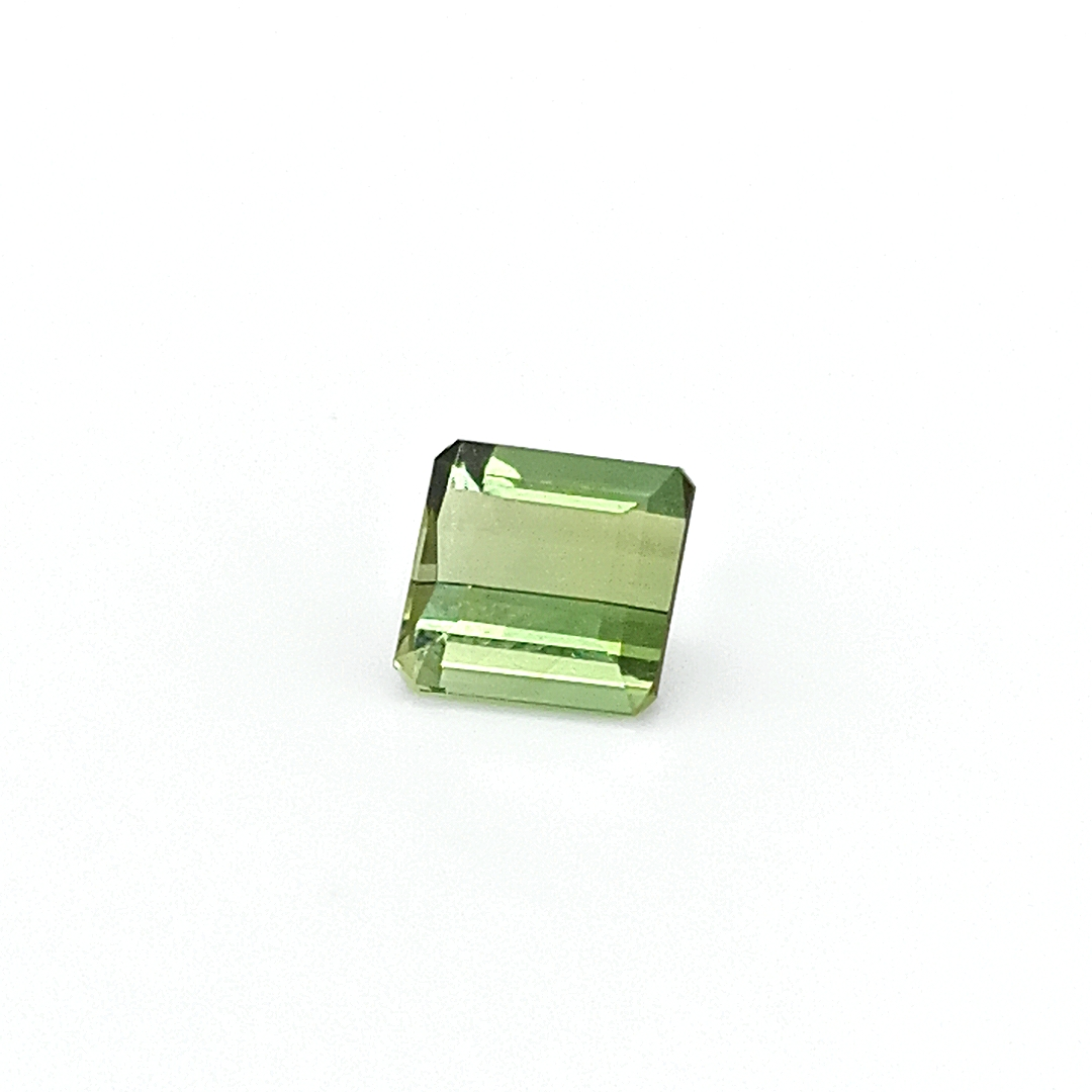Verdelith SQ FAC 7.99x7.93x4.68 mm 2.54 ct