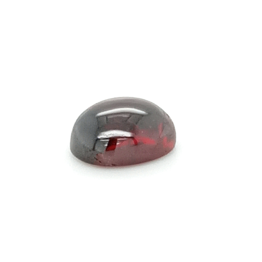 Granat Rhodolith OV CAB 9x7x4.5 mm 3.68 ct