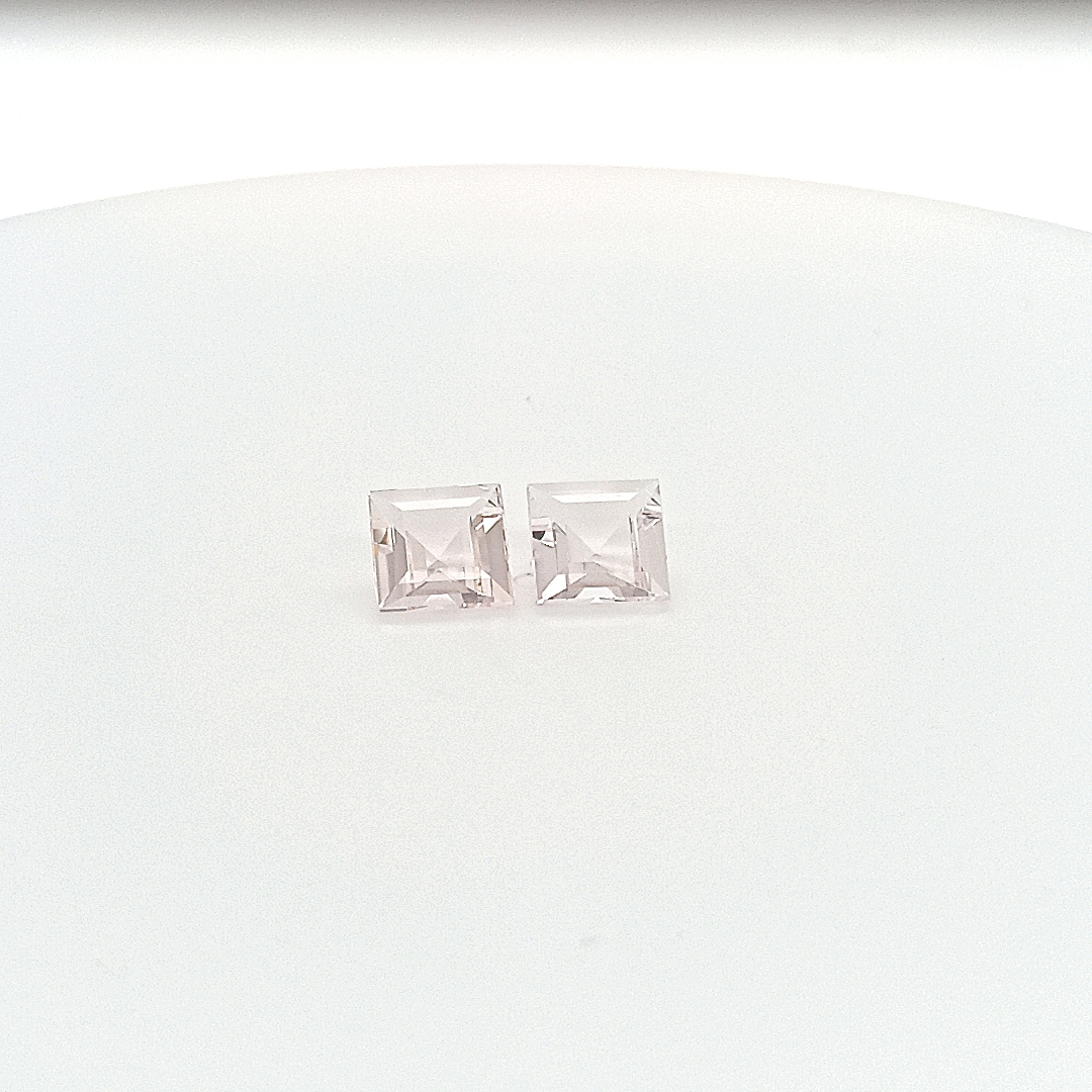 Morganit SQ FAC 8x8x4.5 mm 3.95 ct