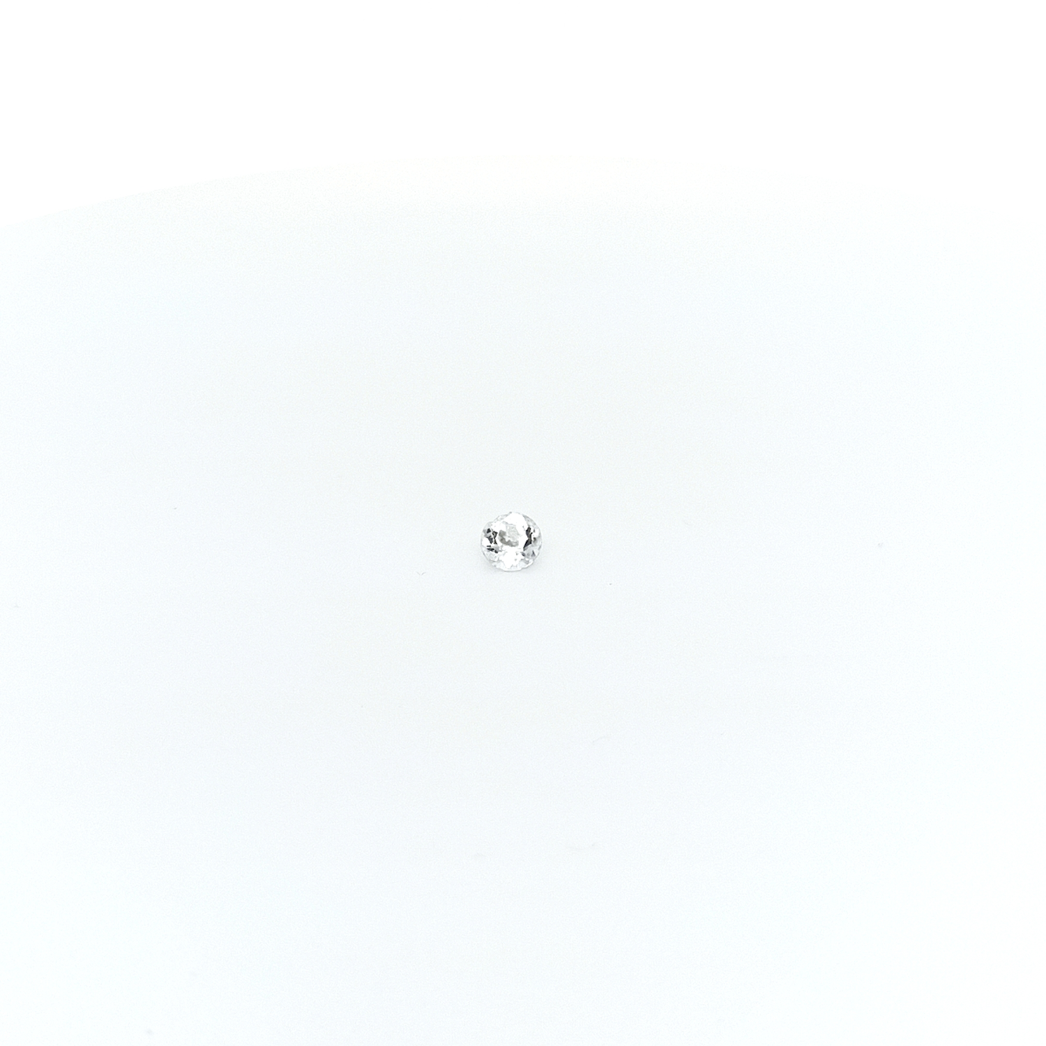 Bergkristall RD FAC 4x4 mm 0.22 ct
