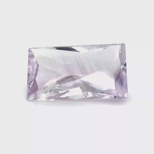 Amethyst 22.11x13.5x8.9 mm 17.92 ct