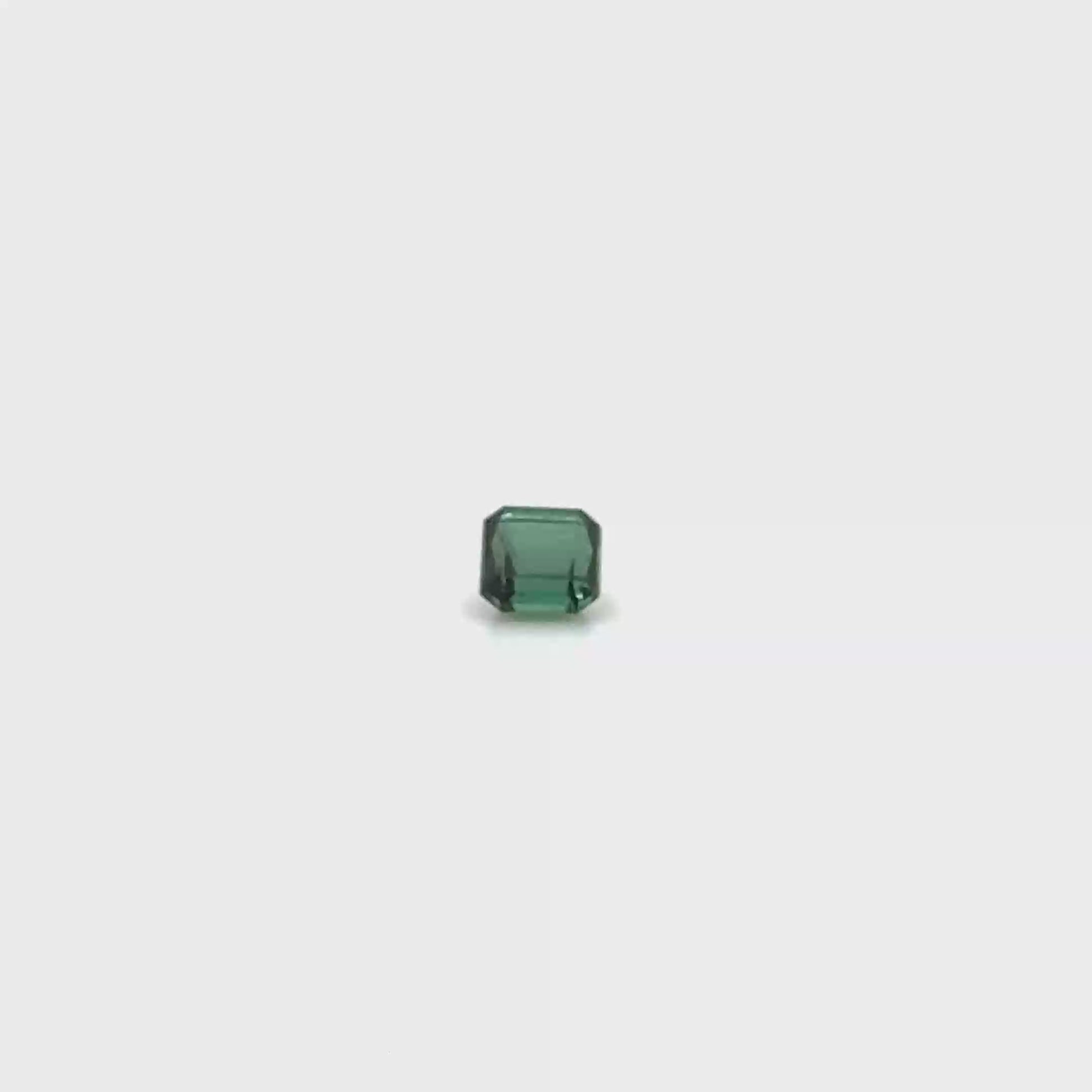 Verdelith 4.6x4.5x3.2 mm 0.56 ct