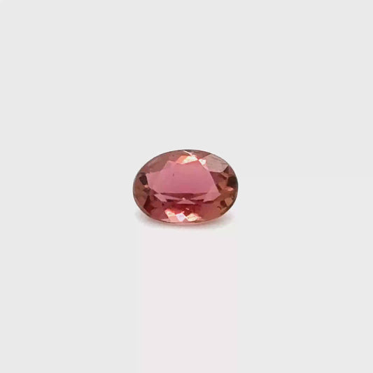 Rubellit 8x6.2x3.8 mm 1.19 ct