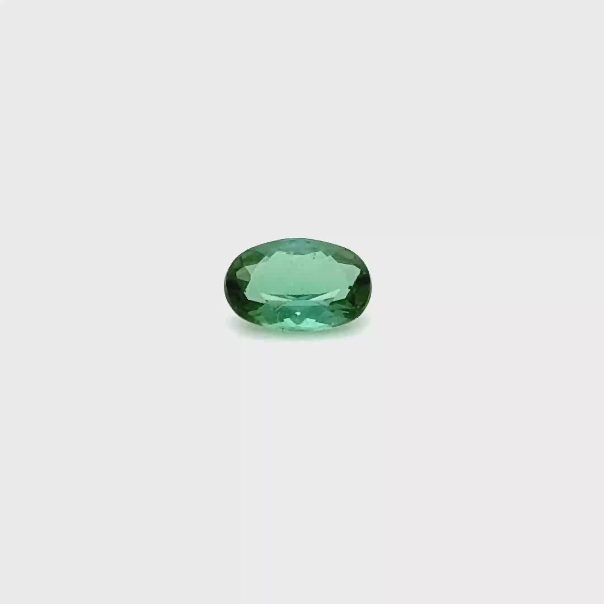 Verdelith 7x5x3 mm 0.72 ct