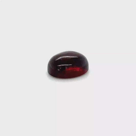 Granat Rhodolith 9.1x7.1x4.4 mm 3.5 ct