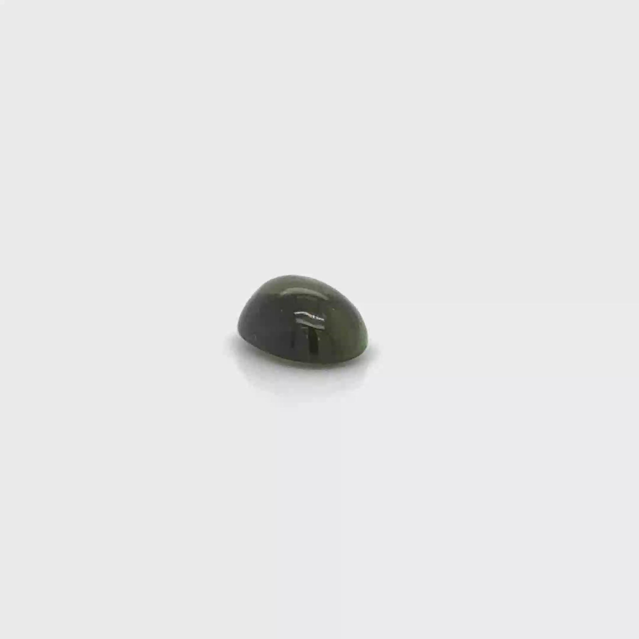 Verdelith 10.3x8x5.2 mm 3.52 ct