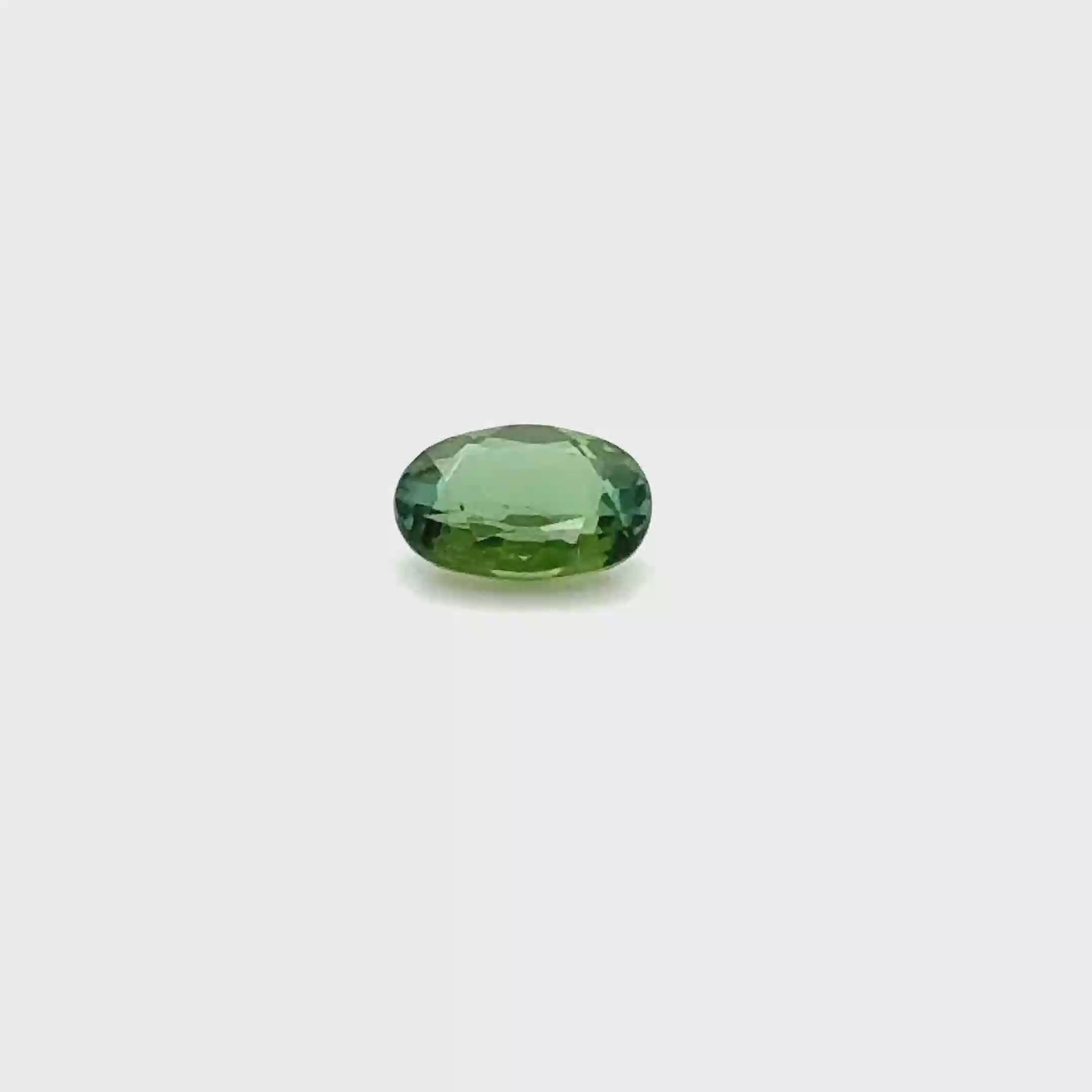 Verdelith 6.8x5x3 mm 0.71 ct